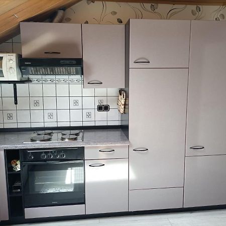 Haus Heidrun Apartment Dolgesheim Екстериор снимка