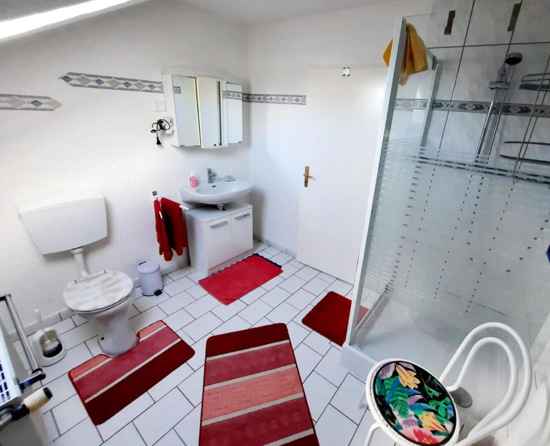 Haus Heidrun Apartment Dolgesheim Екстериор снимка